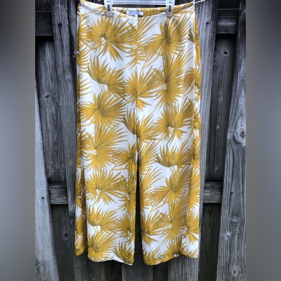 Umgee Palm Leaf Print Wide Leg Culotte Pants main image 1